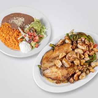 11: Lunch Fajita Texana
